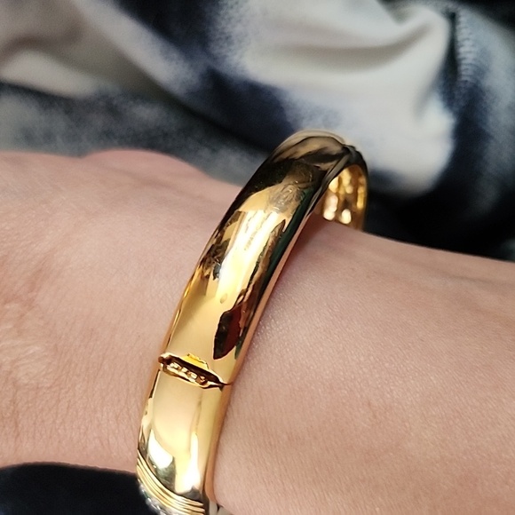 Fifth Avenue 📦 Collection  Handmade Bracelet  Genuine Austrian Crystal 🔮 ✨️ - Picture 8 of 10